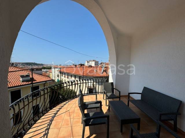 appartamento in affitto a Trieste in zona Cologna
