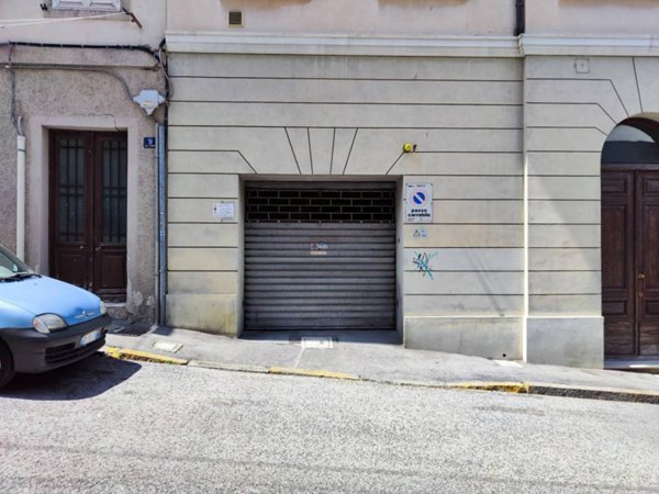 negozio in affitto a Trieste in zona San Giacomo