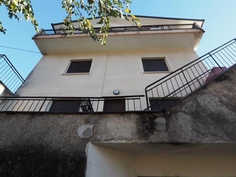 appartamento in affitto a Trieste in zona Cologna