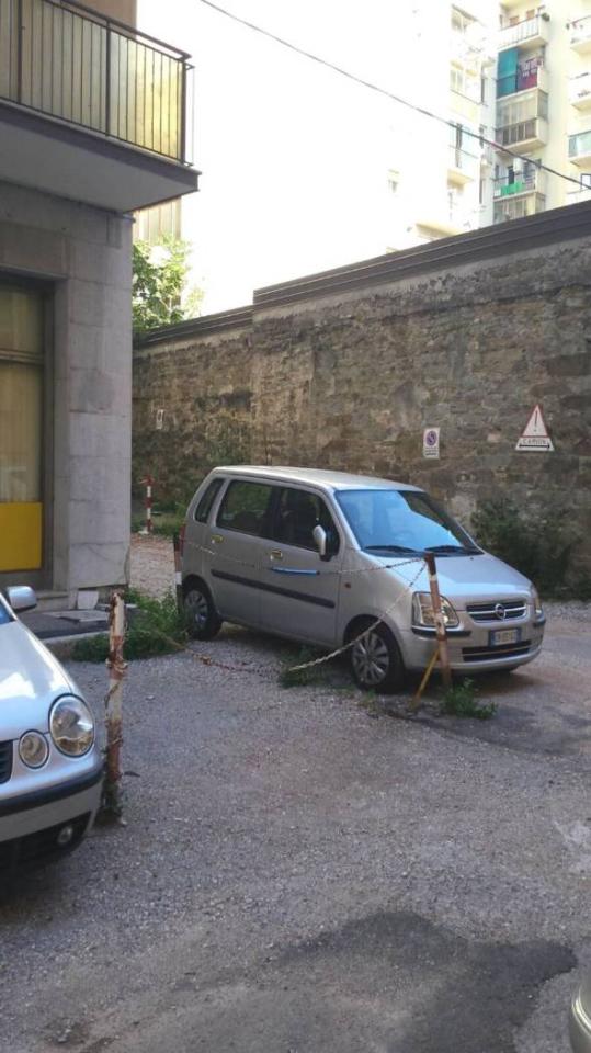 negozio in affitto a Trieste in zona Cologna
