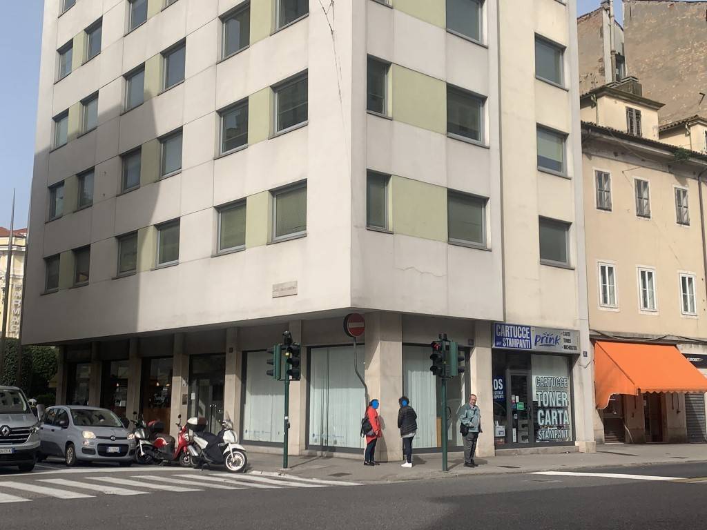 negozio in affitto a Trieste