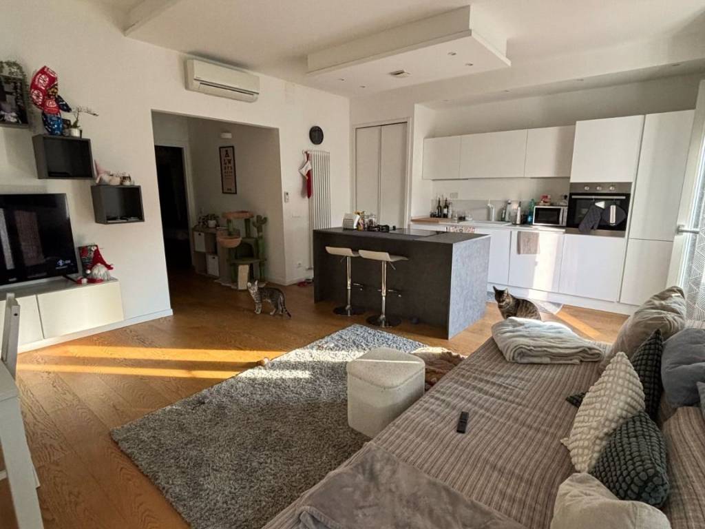 appartamento in affitto a Trieste in zona San Giacomo