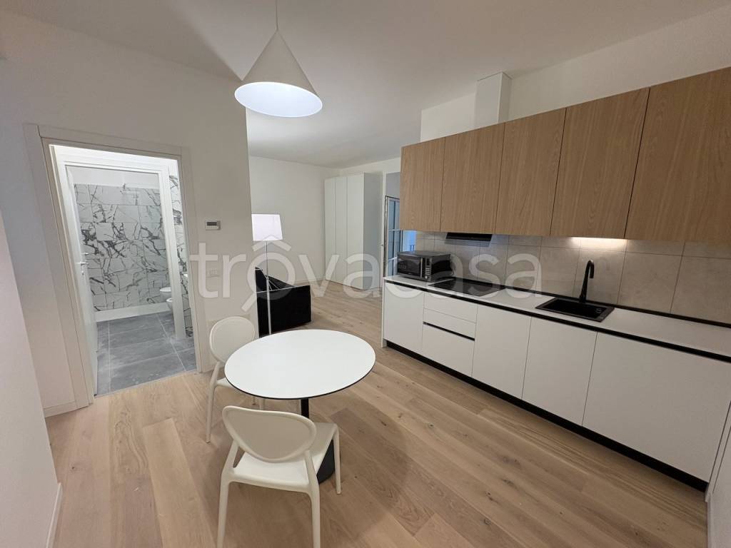 appartamento in affitto a Trieste in zona Città Vecchia