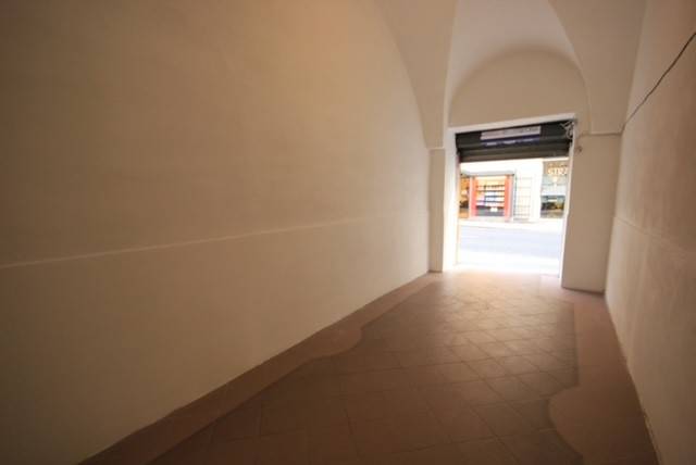 negozio in affitto a Trieste