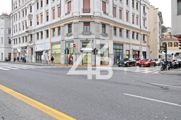 negozio in affitto a Trieste