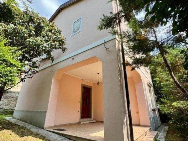 casa indipendente in affitto a Trieste in zona Cologna