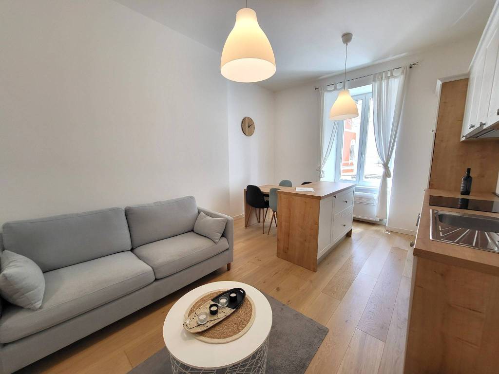 appartamento in affitto a Trieste in zona Barriera vecchia