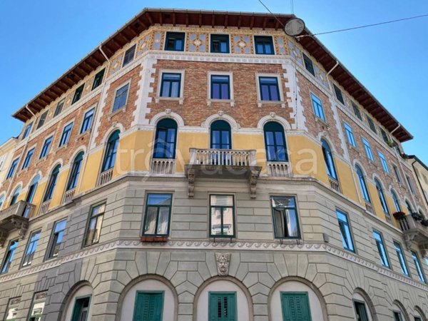 appartamento in affitto a Trieste in zona Città Vecchia