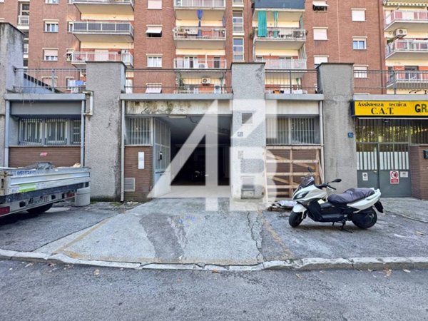 locale commerciale in affitto a Trieste in zona Valmaura