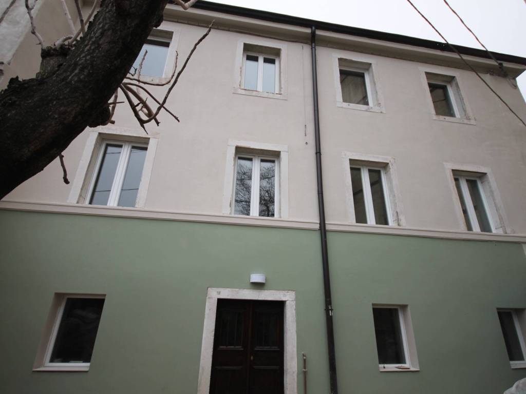 appartamento in affitto a Trieste in zona Gretta
