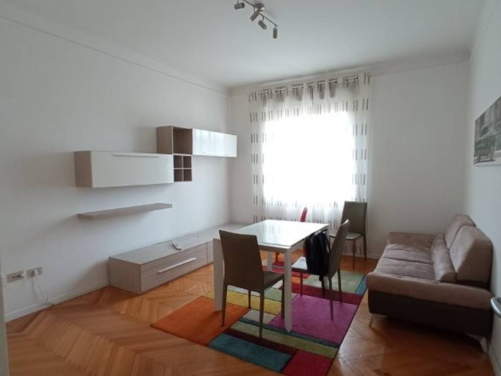 appartamento in affitto a Trieste in zona San Giacomo
