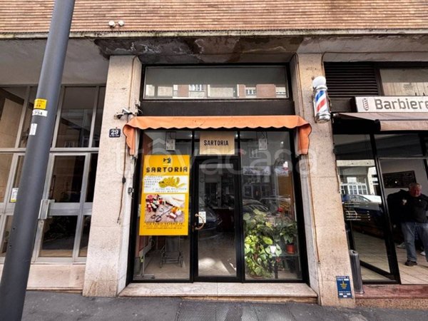 negozio in affitto a Trieste in zona Cologna