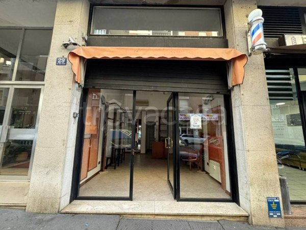 negozio in affitto a Trieste in zona Cologna