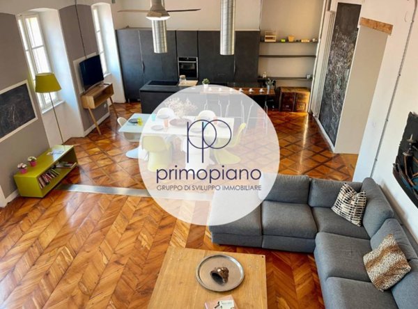 appartamento in affitto a Trieste in zona Città Vecchia