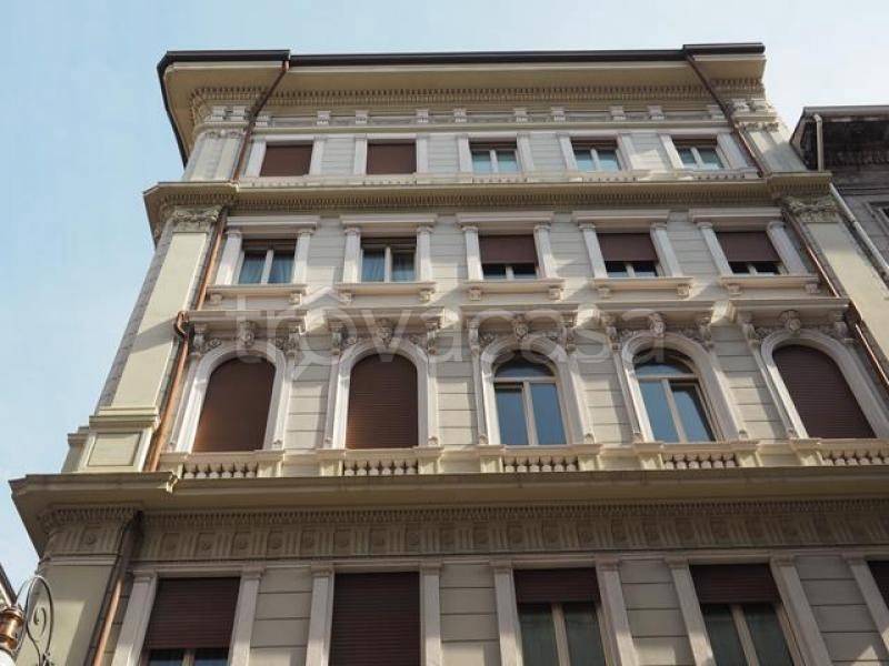 appartamento in affitto a Trieste in zona Borgo Teresiano