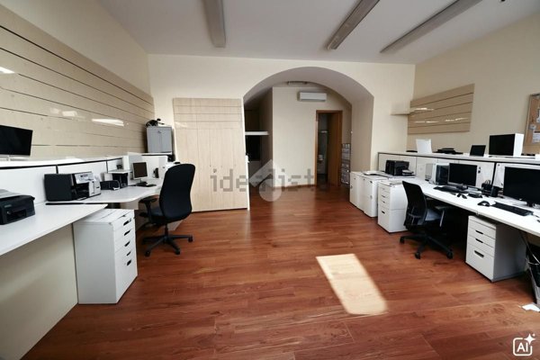 ufficio in affitto a Trieste in zona San Giacomo