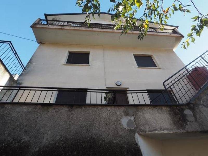appartamento in affitto a Trieste in zona Cologna