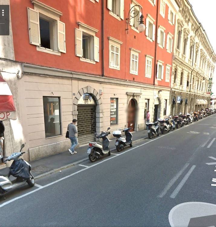 appartamento in affitto a Trieste in zona Borgo Teresiano