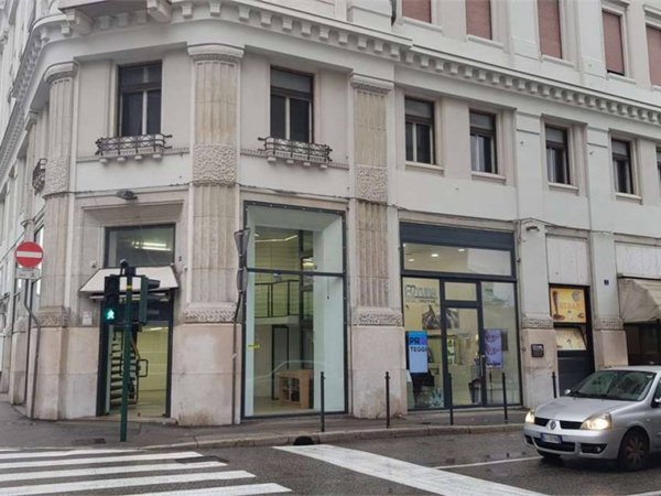 ufficio in affitto a Trieste in zona Borgo Teresiano