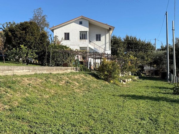 casa indipendente in affitto a Trieste in zona Servola