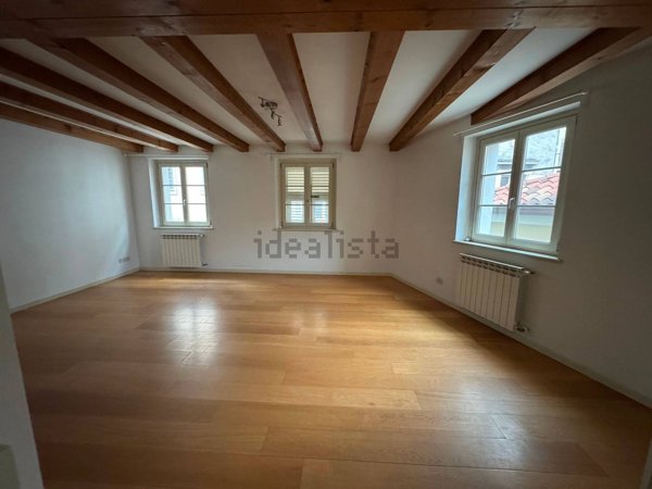 appartamento in affitto a Trieste in zona Cavana