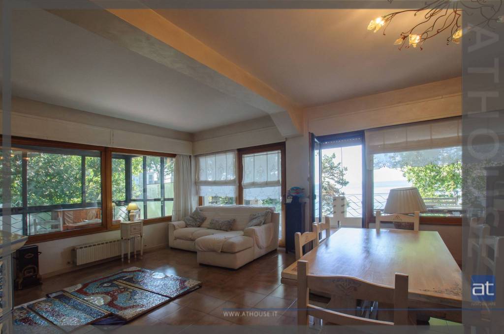 appartamento in affitto a Trieste in zona Barcola