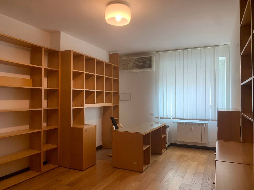 ufficio in affitto a Trieste