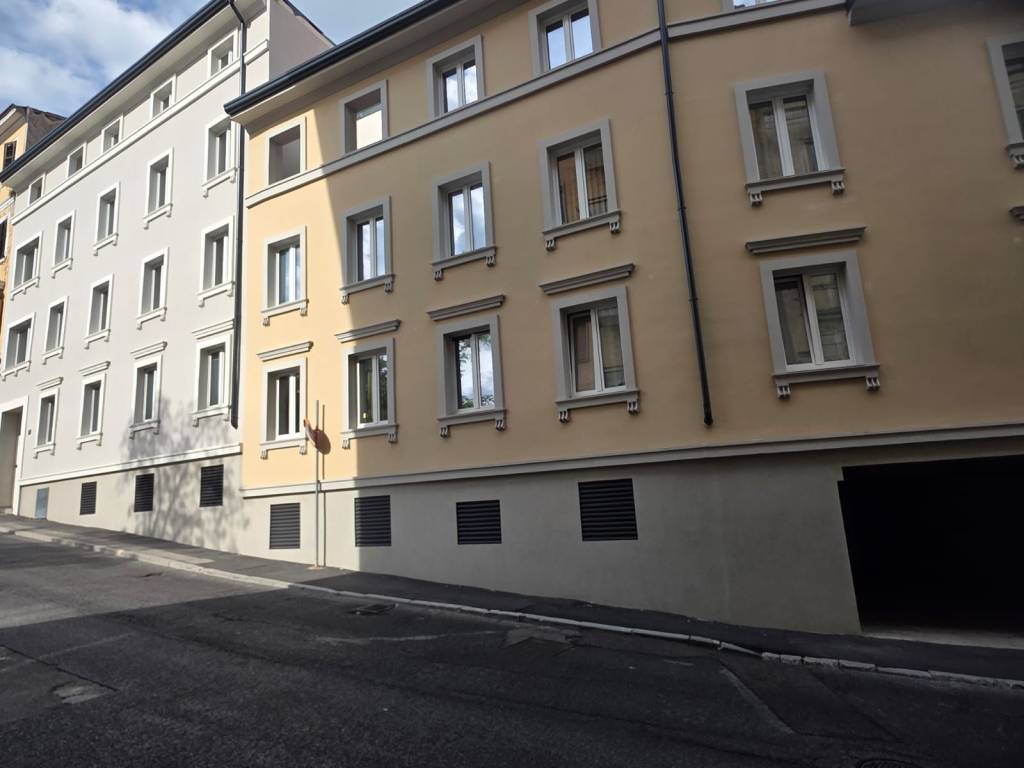 appartamento in affitto a Trieste in zona Roiano