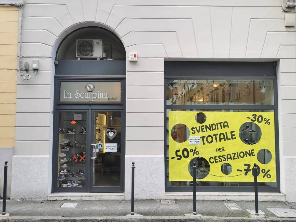 negozio in affitto a Trieste