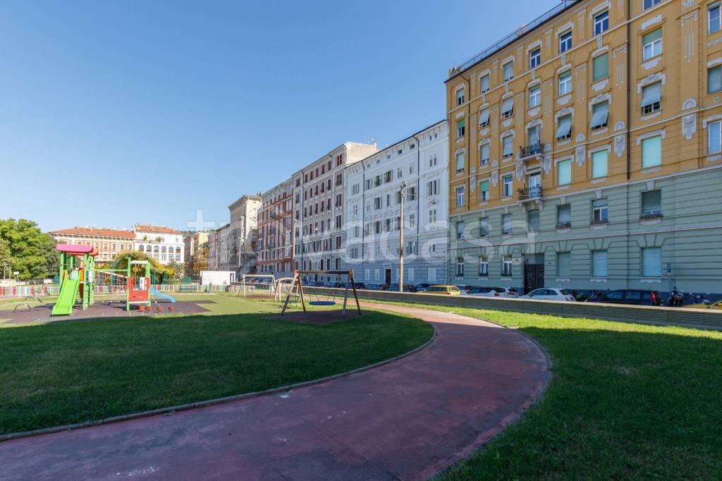 appartamento in affitto a Trieste in zona Roiano