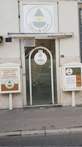 negozio in affitto a Trieste in zona Borgo Teresiano