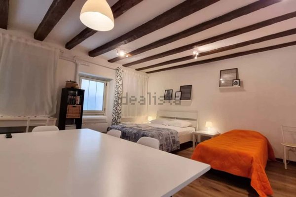 appartamento in affitto a Trieste in zona Città Nuova