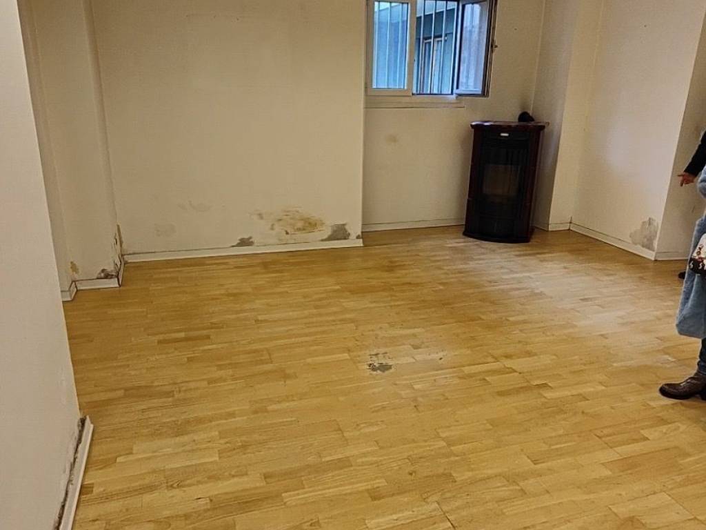 locale commerciale in affitto a Trieste