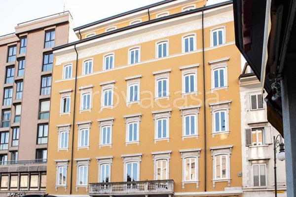locale commerciale in affitto a Trieste
