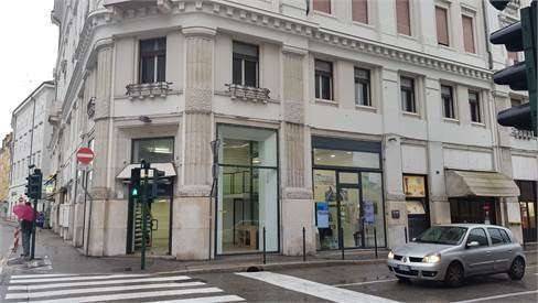 ufficio in affitto a Trieste