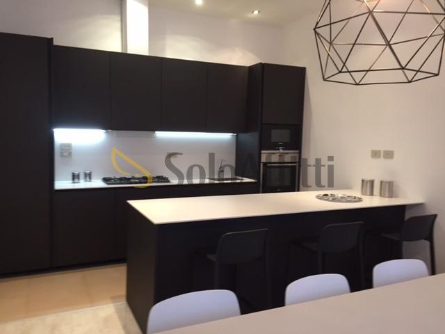 appartamento in affitto a Trieste in zona Borgo Teresiano