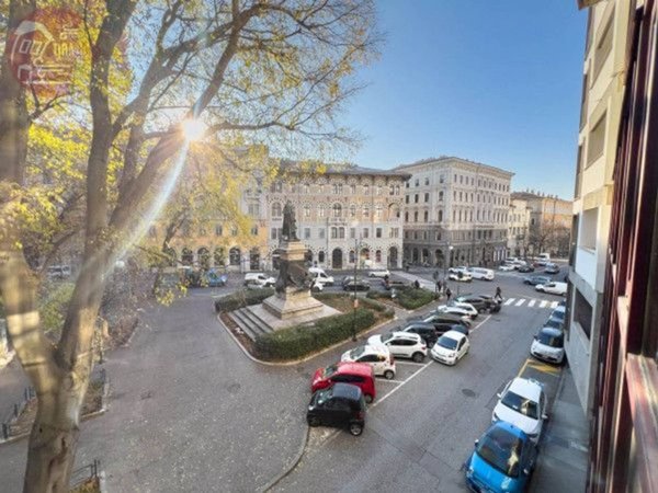 appartamento in affitto a Trieste in zona Città Vecchia