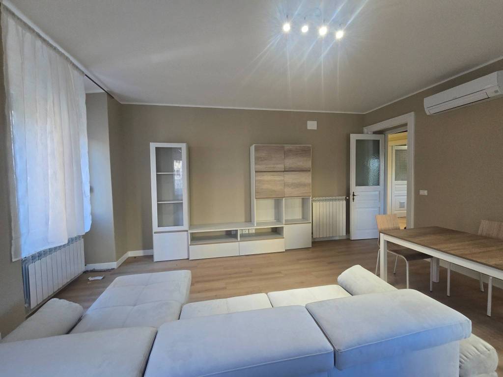 appartamento in affitto a Trieste in zona Barriera vecchia