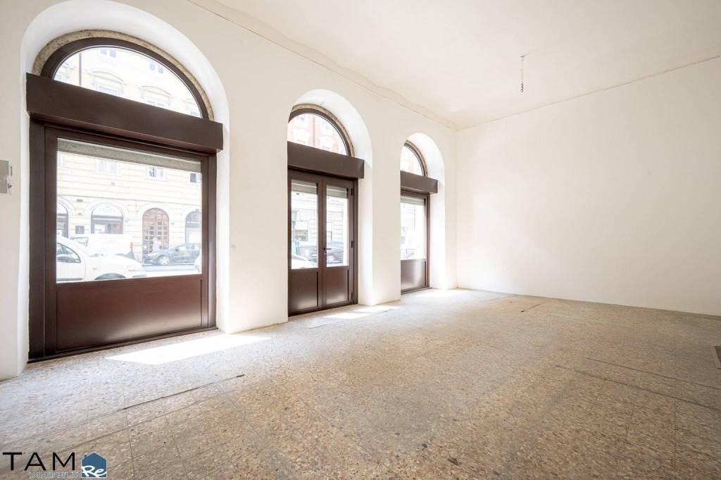 negozio in affitto a Trieste