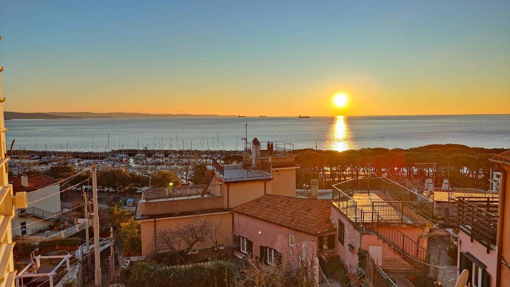 appartamento in affitto a Trieste in zona Barcola