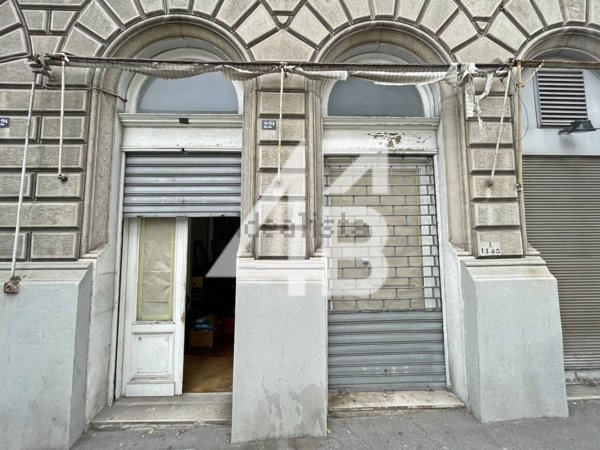 locale commerciale in affitto a Trieste in zona Barriera vecchia