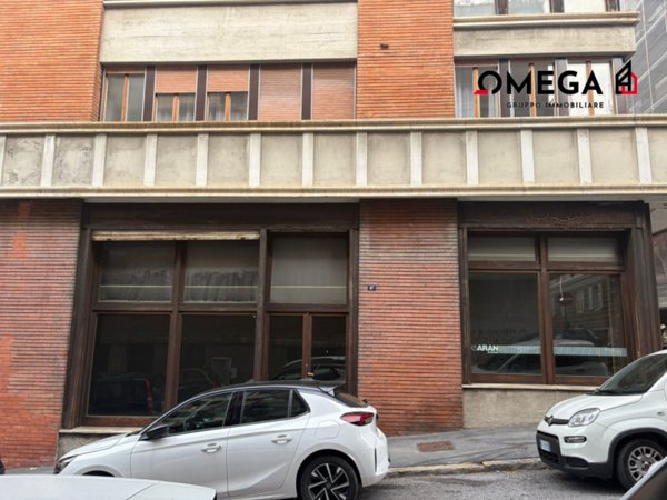 negozio in affitto a Trieste in zona Città Nuova