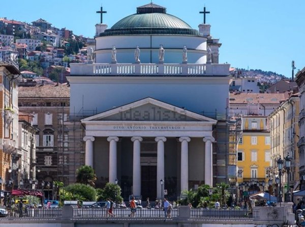 ufficio in affitto a Trieste in zona Borgo Teresiano