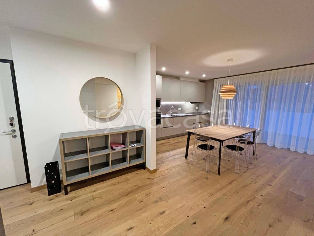 appartamento in affitto a Trieste in zona Roiano