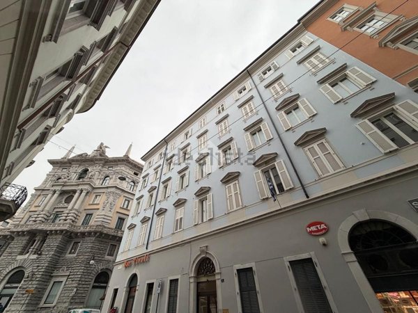 ufficio in affitto a Trieste in zona Borgo Teresiano