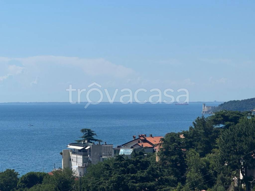 casa indipendente in affitto a Trieste in zona Barcola