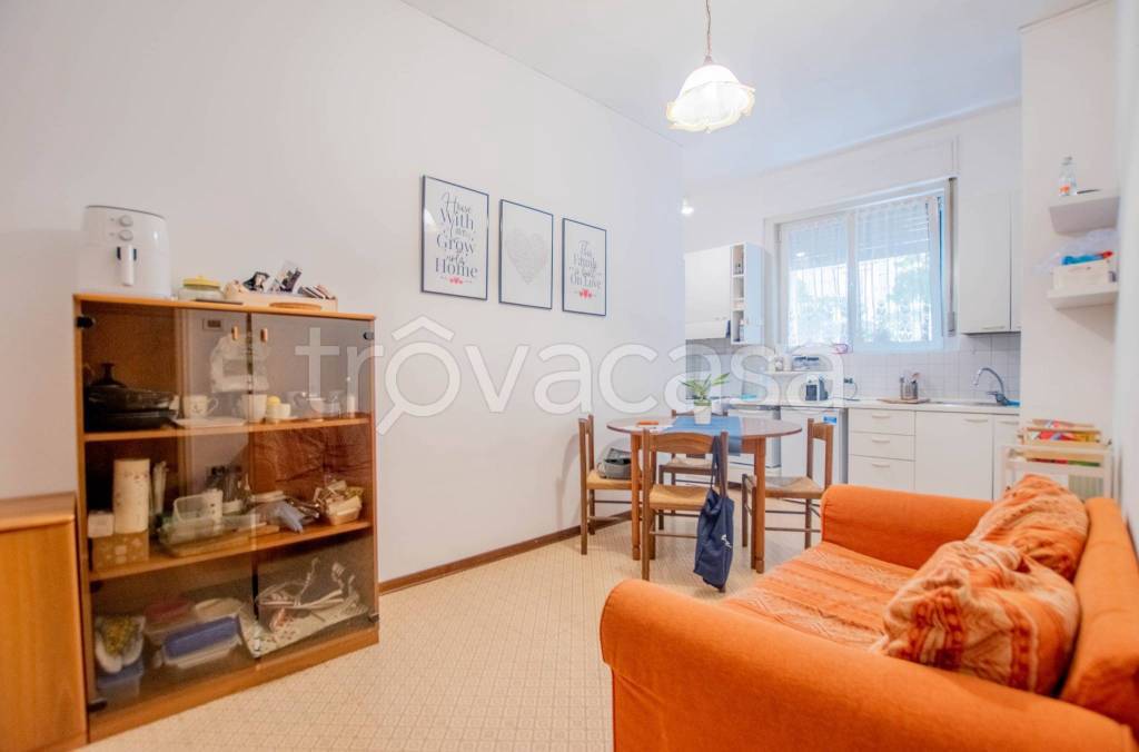 appartamento in affitto a Trieste in zona San Vito