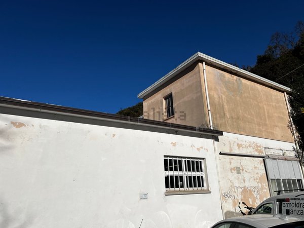 locale di sgombero in affitto a Trieste