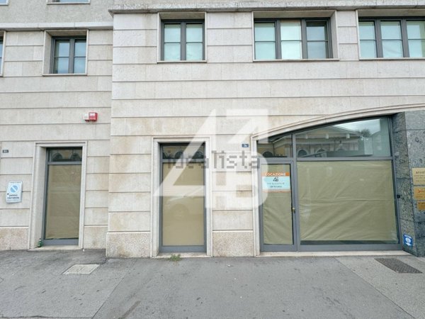 locale commerciale in affitto a Trieste in zona Borgo Teresiano