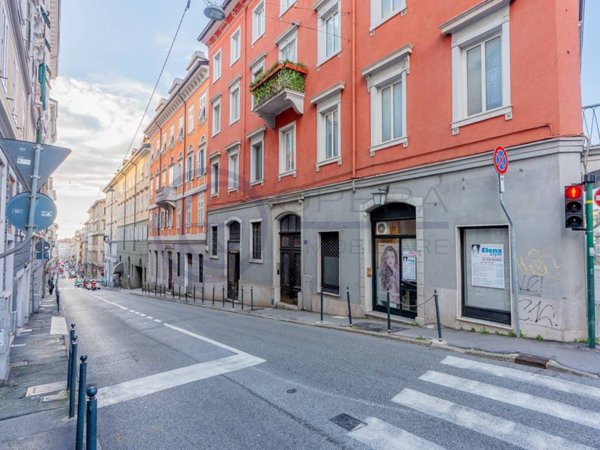 negozio in affitto a Trieste